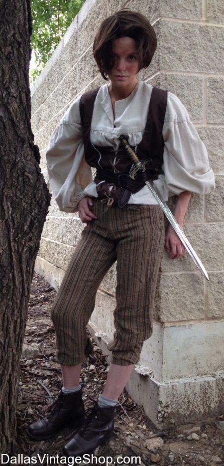 arya stark, female pirate, lady pirate, girl pirate costume, pirate swords