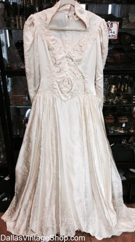 Used Wedding Dresses, Thrifted Wedding Dresses, Vintage Wedding Dresses, Affordable Wedding Dresses, Preowned Wedding Dresses, Economy Wedding Dresses at Dallas Vintage Shop