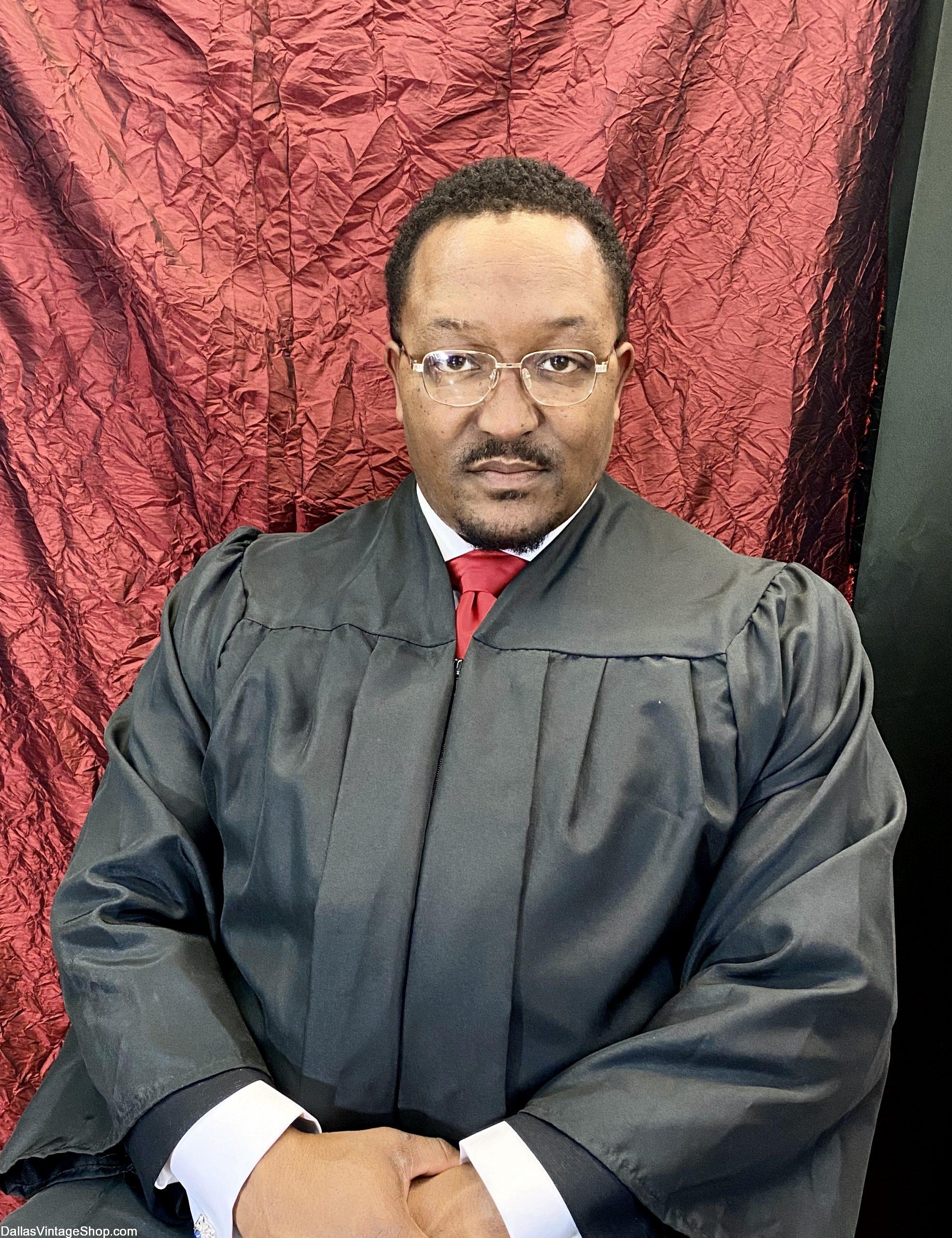 Black History Month Clarence Thomas, Black Historical Americans, Famous Black Americans, Important Black History People, Costumes Period Clothing in stock at Dallas Vintage Shop.