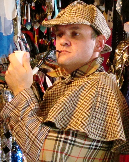 Sherlock Holmes costume